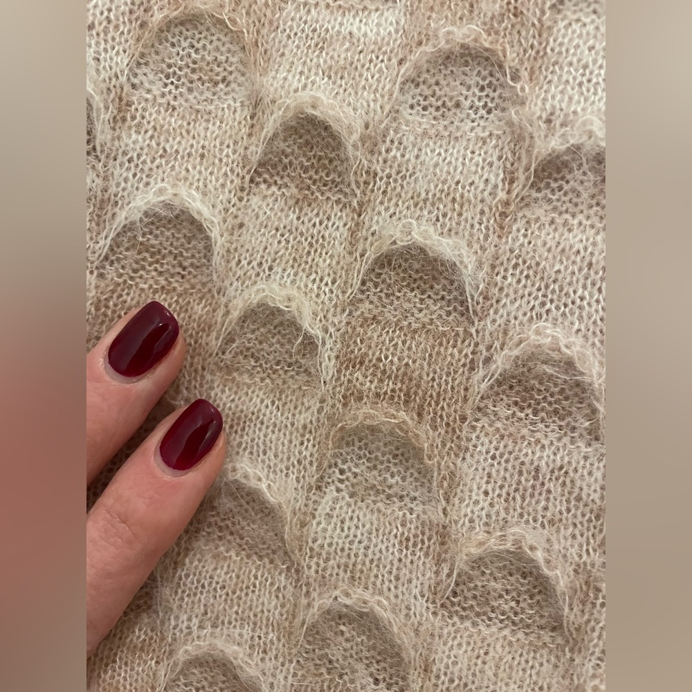 Zara Textured Sweater - Picture 3 of 4